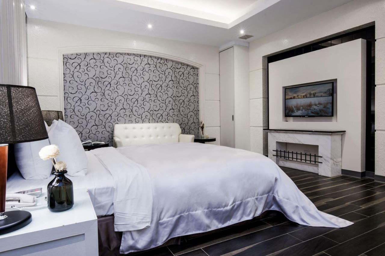 Duo Romance Hotel Hualien Extérieur photo