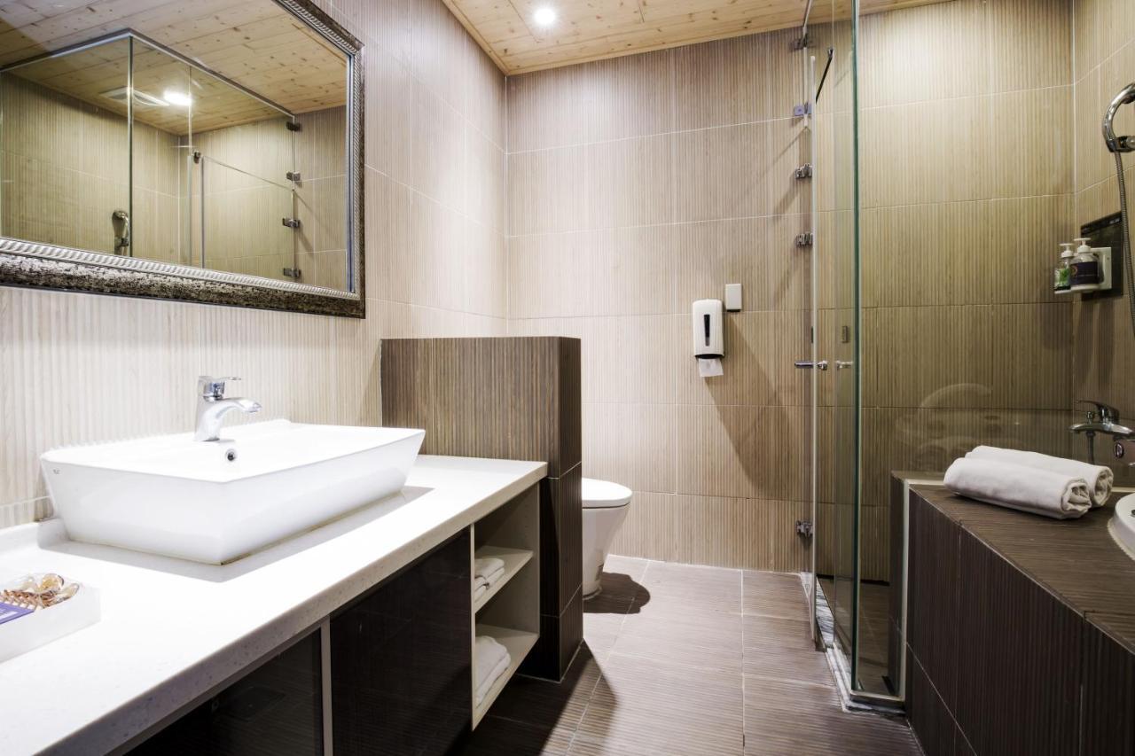 Duo Romance Hotel Hualien Extérieur photo
